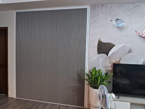 Rèm tổ ong gắn trên cánh kính kiểu Lùa ngang