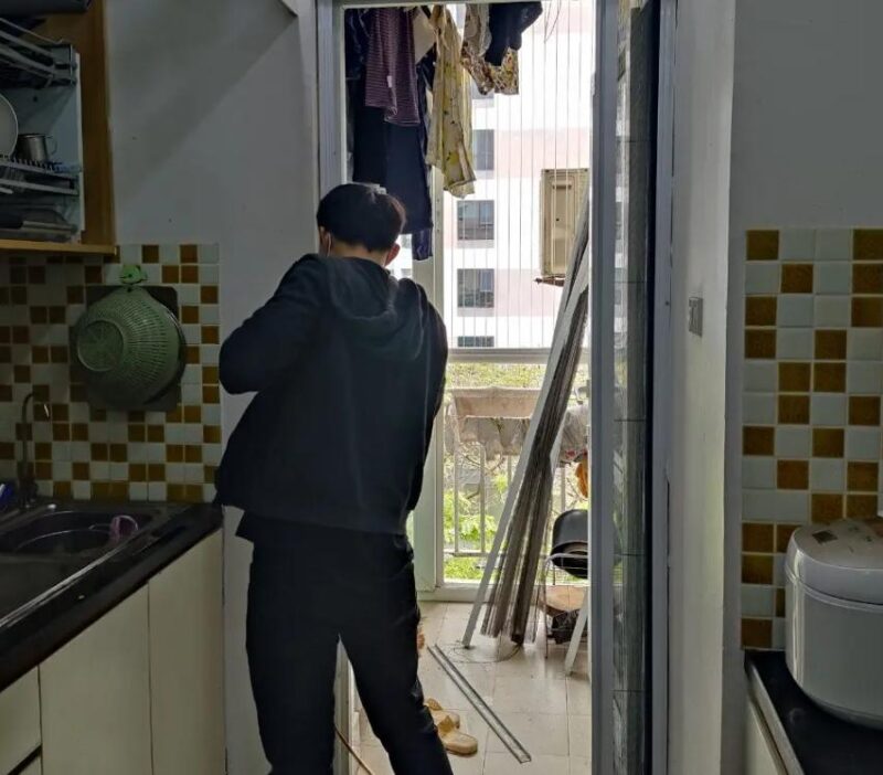 Cửa lưới chống muỗi dạng xếp 1 cánh màu trắng DX 14