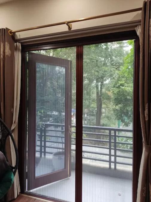 Cửa lưới chống muỗi xếp 2 cánh màu ghi DX 15
